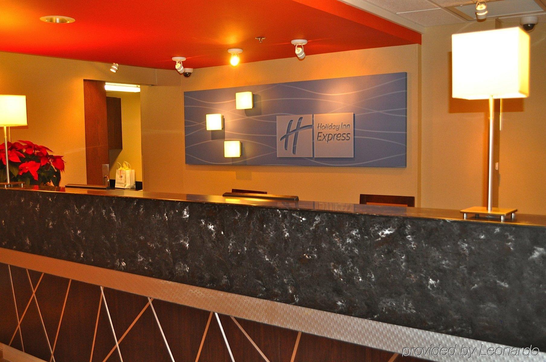 Holiday Inn Express Pittsburgh - Munhall By Ihg Interior photo
